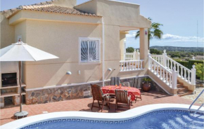 Three-Bedroom Holiday Home in Quesada-Rojales Rojales
